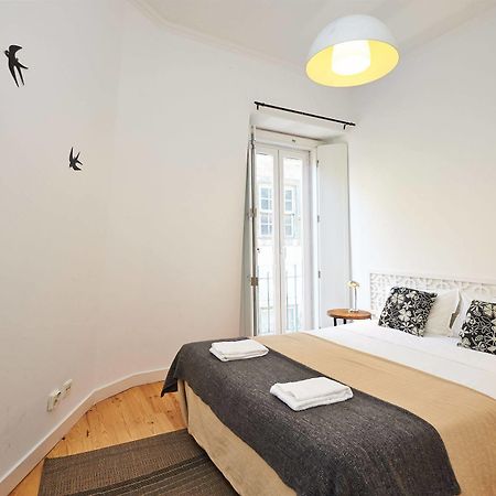 Hello Lisbon Santos Design Apartments Bagian luar foto
