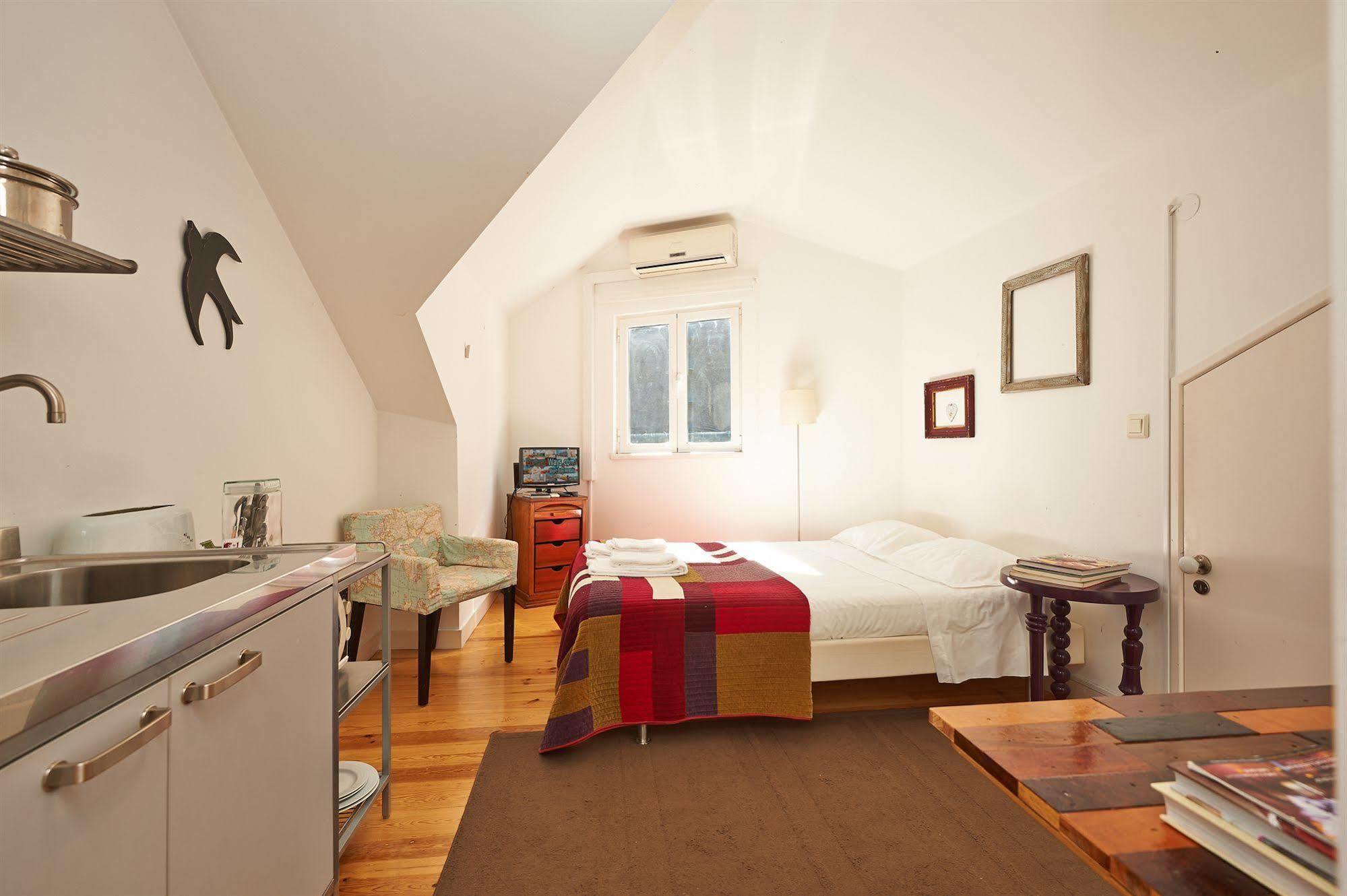 Hello Lisbon Santos Design Apartments Bagian luar foto
