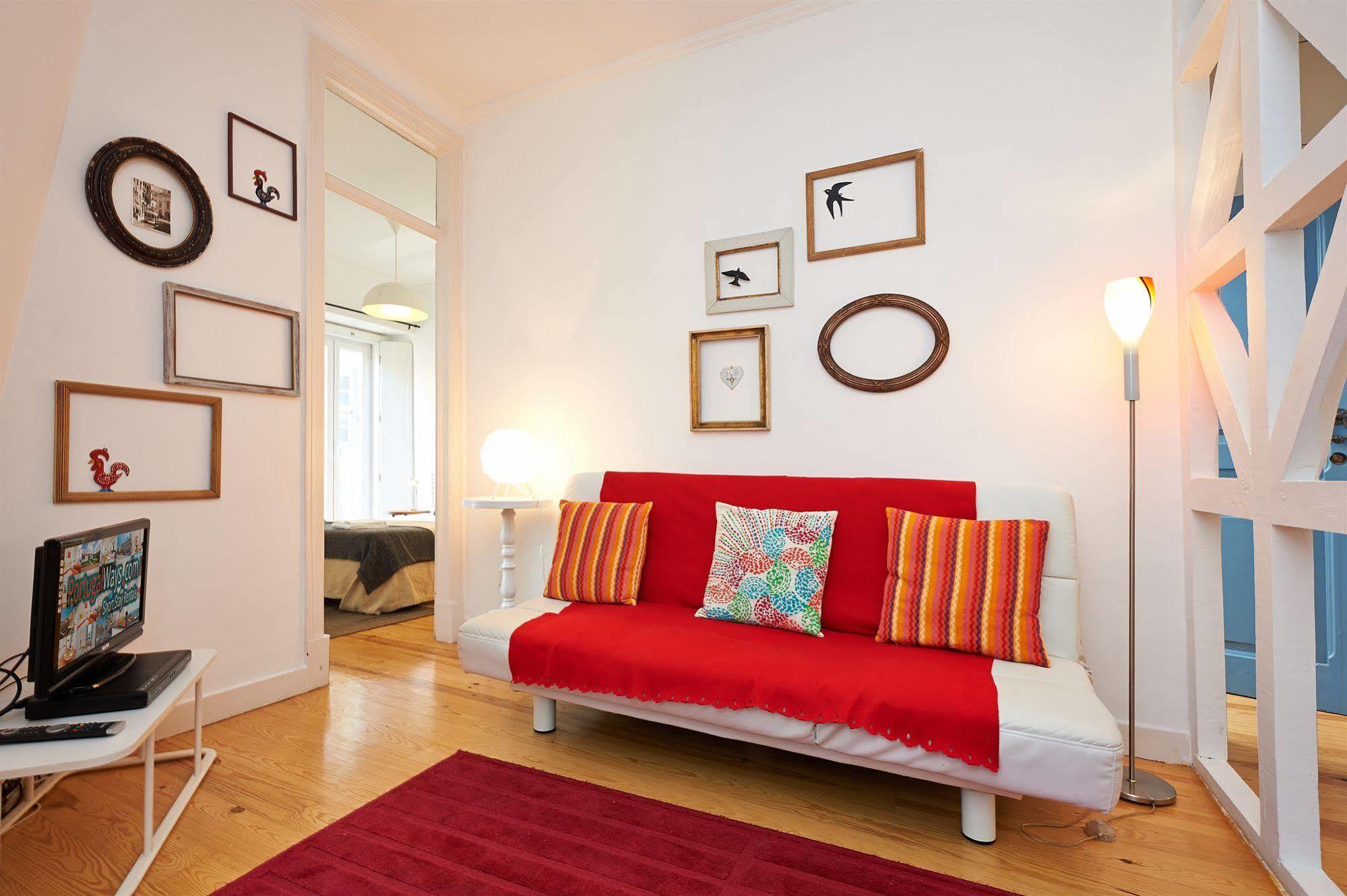 Hello Lisbon Santos Design Apartments Bagian luar foto
